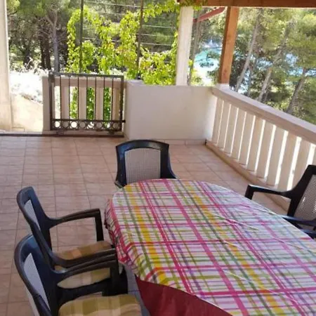 Azure Villa Saplunara